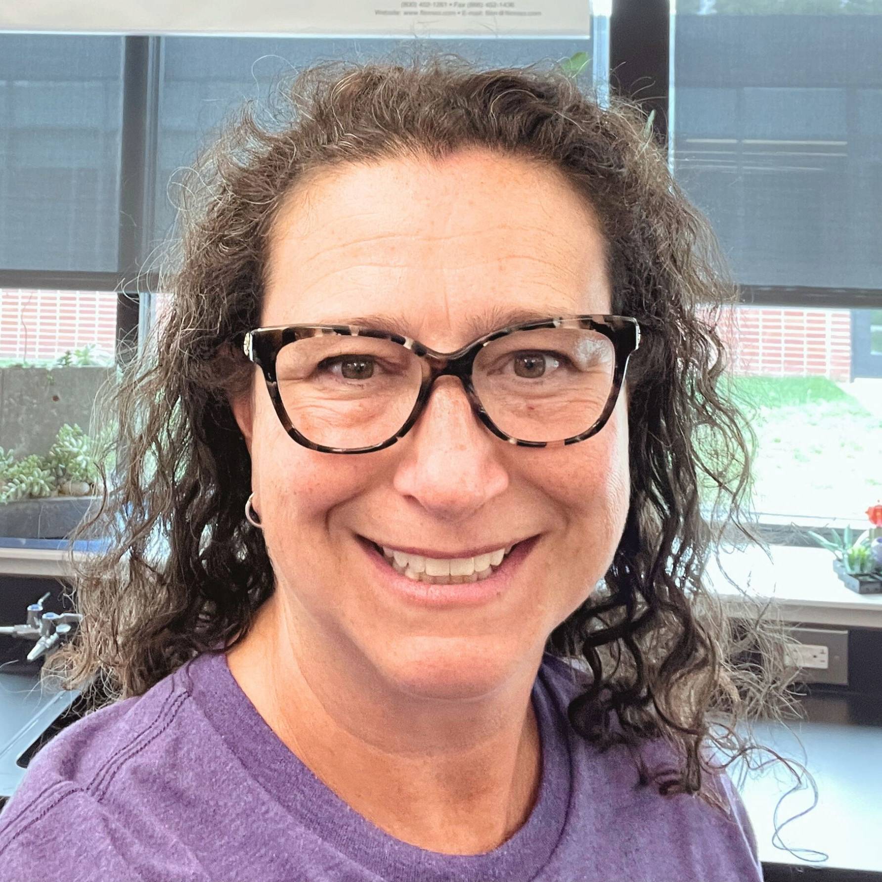 Stephanie Rathsack Headshot